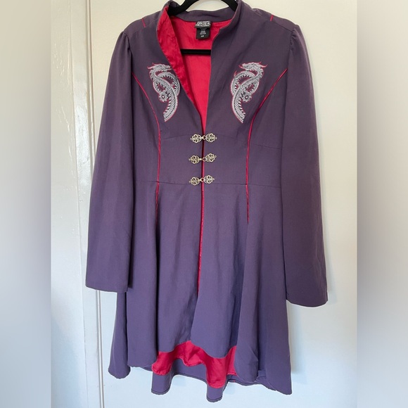 Her Universe House of the Dragon Rhaenyra Waistcoat Large - Picture 2 of 4